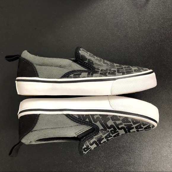 Skechers - Picture 6 of 9